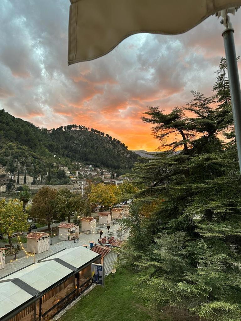 Magda Studio In Berat Center Ngoại thất bức ảnh